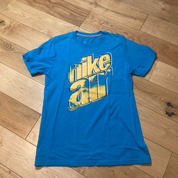 Tee-shirts nike 12-13ans