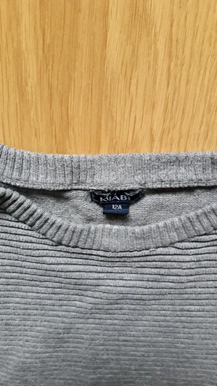 Pull kiabi 12 ans - photo numéro 2