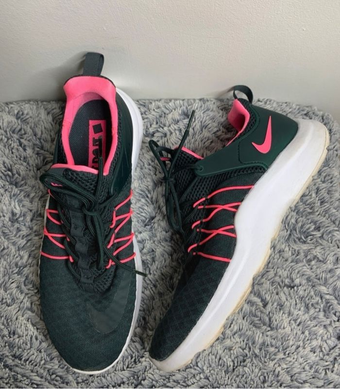 Baskets Nike Darwin