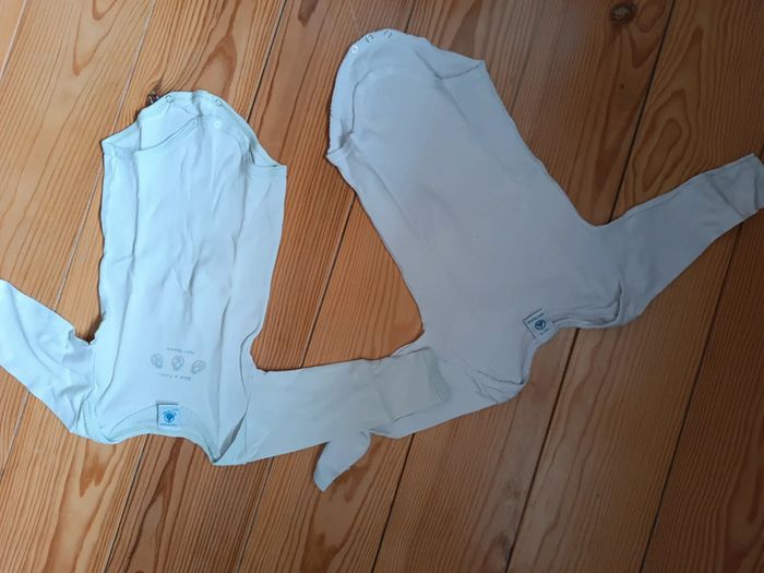 Lot fille 10 articles 12 mois pyjamas en très bon état - photo numéro 6