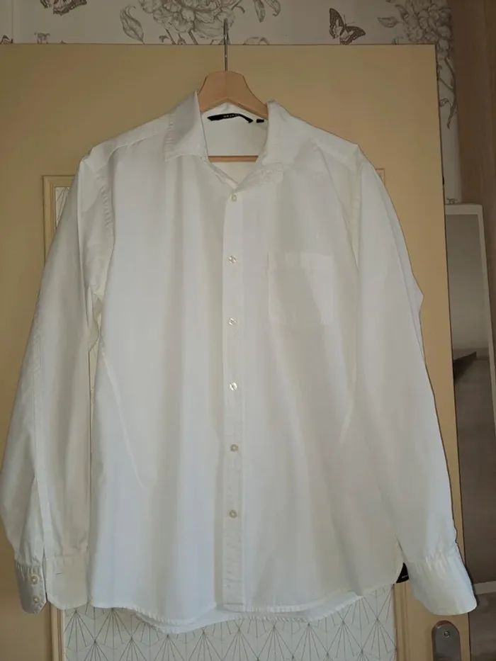 Chemise homme blanche devred L comme neuve - photo numéro 2