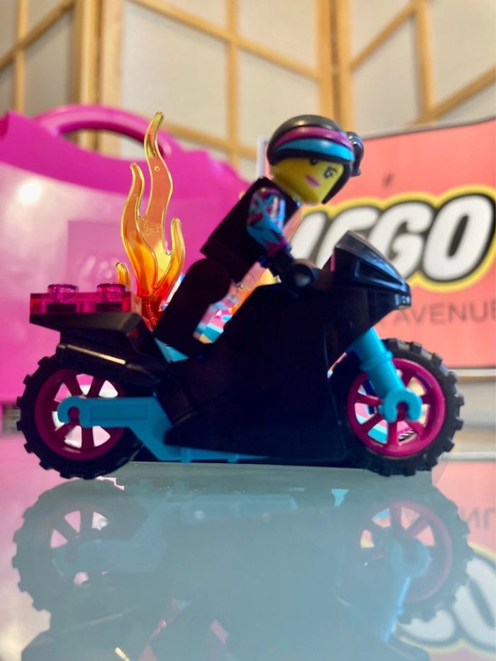 LEGO : Set 70833 The LEGO Movie 2 : La boîte à construction de Lucy - photo numéro 10