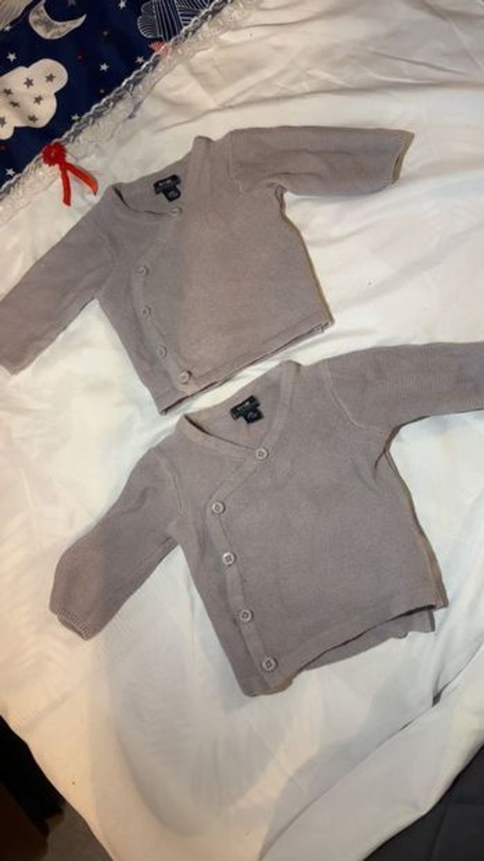 Lot pyjama + bodies 1 mois - photo numéro 5