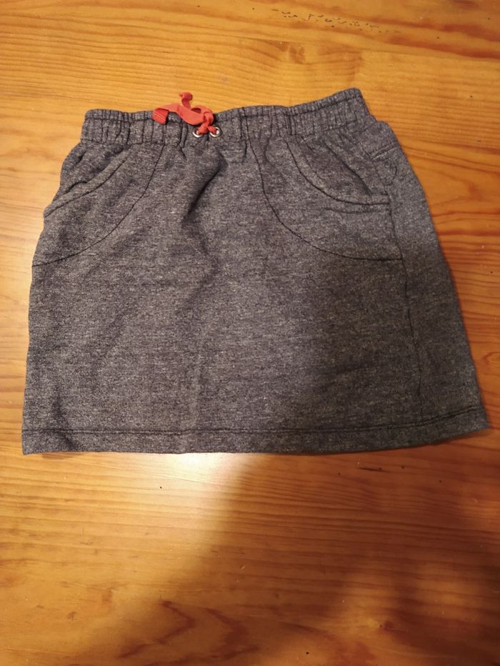 Jupe kid kanai 5 ans