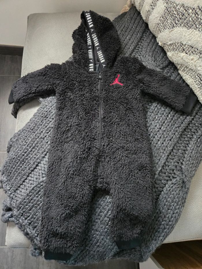 Combinaison Jordan bébé