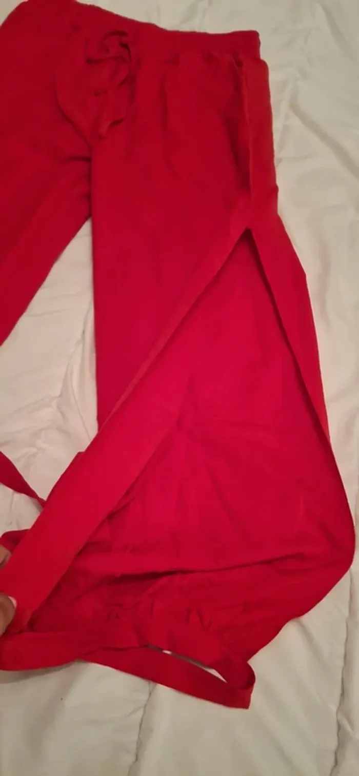 Pantalon rouge Fendue neuf Taille l - photo numéro 3