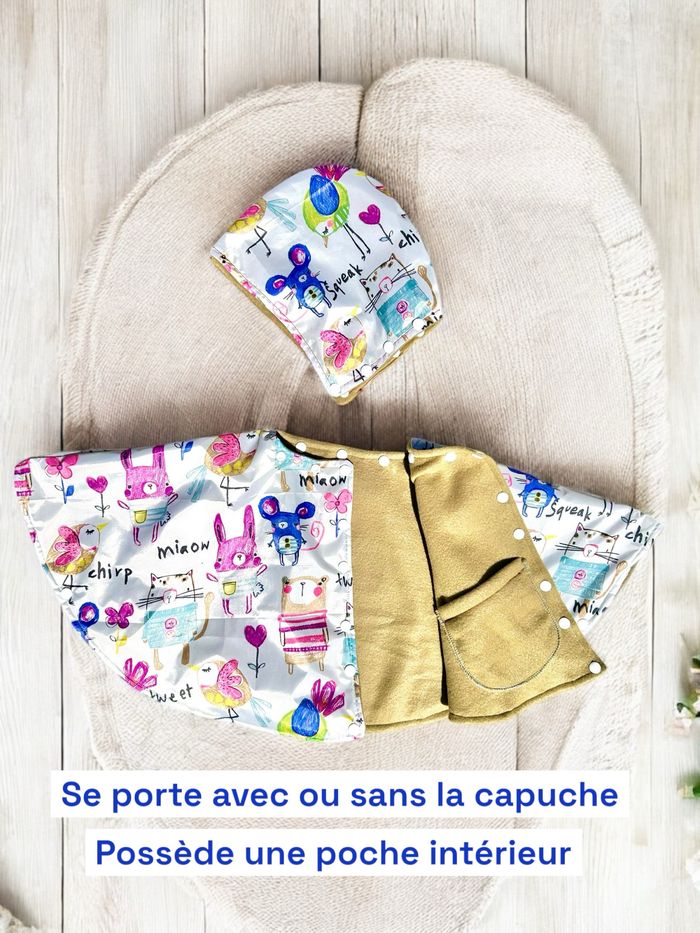 Poncho imperméable 3/12mois capuche amovible - photo numéro 2