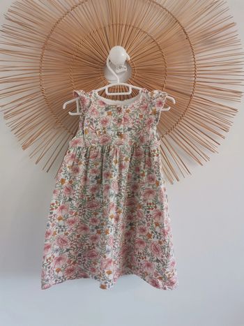 Robe c&a 24/36 mois