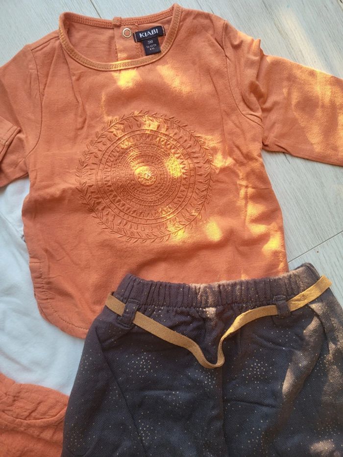 Superbe lot de 4 articles kiabi 3mois fille - photo numéro 3