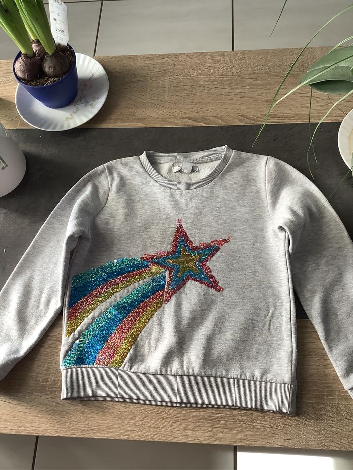 Sweat-shirt taille 8 ans