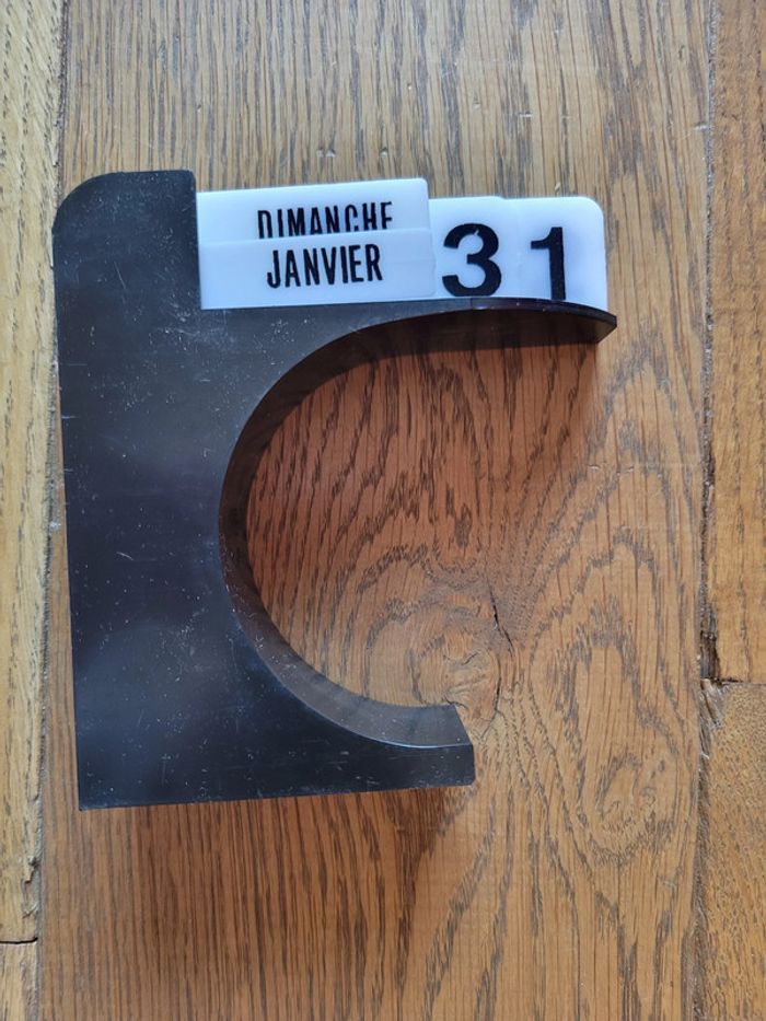 Calendrier perpétuel vintage - photo numéro 3