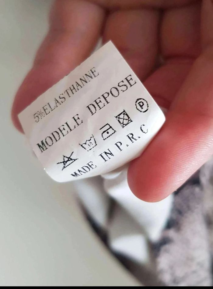 Robe  moulante  taille  40 - photo numéro 6
