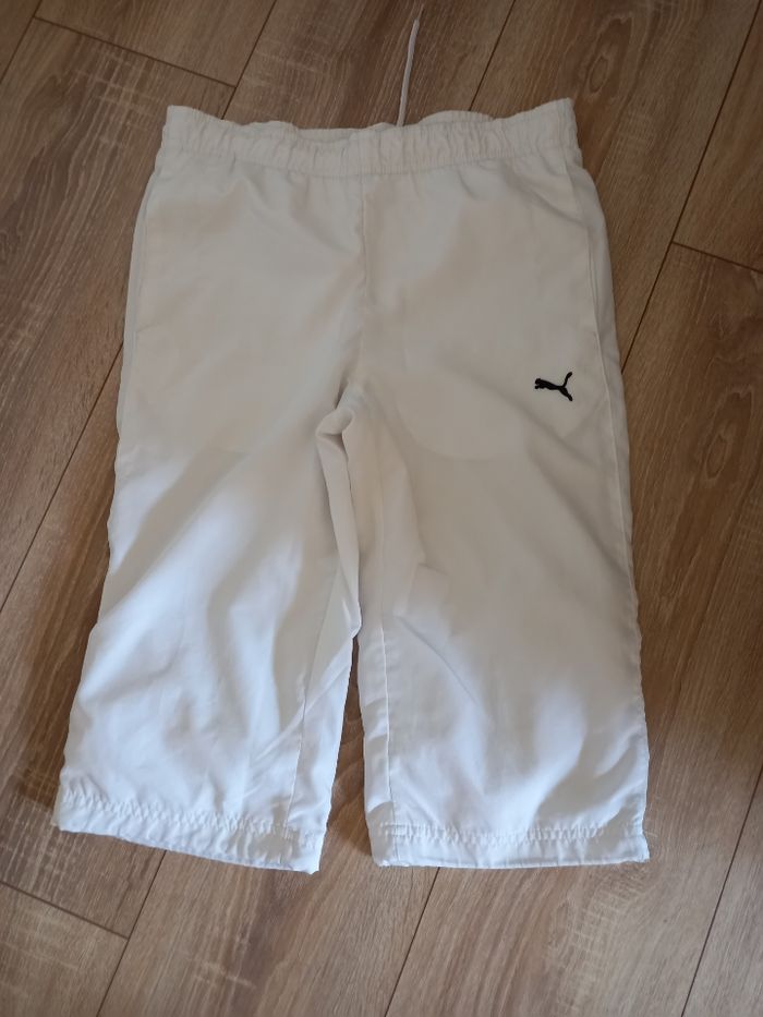 pantacourt blanc marque Puma taille 10 ans - photo numéro 2