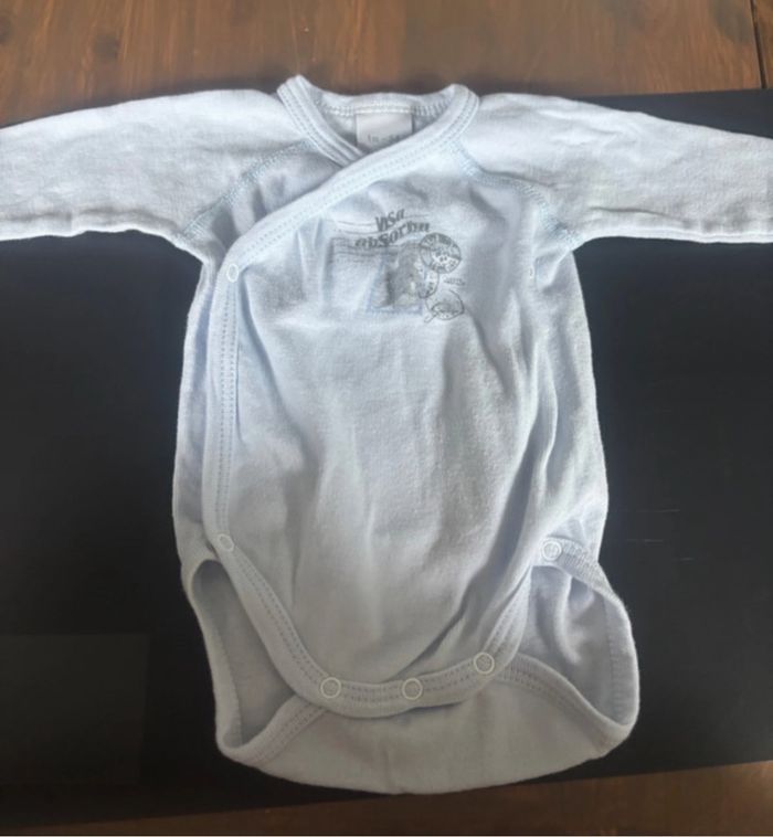 Lot de 5 bodies 1 mois - photo numéro 6