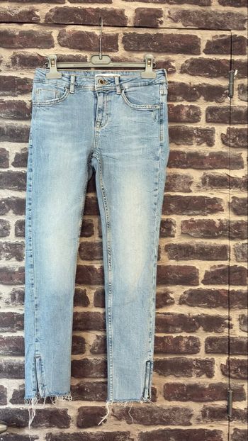 Jean femme Zara 