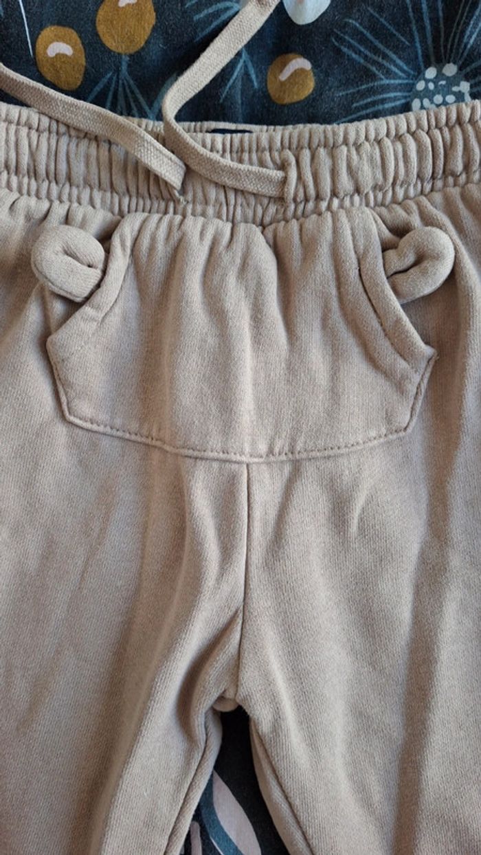 Jogging Neuf 9 mois. - photo numéro 3
