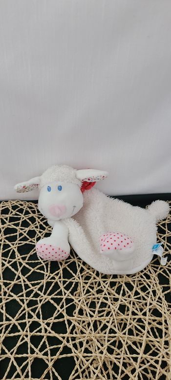Doudou plat mouton blanc bandanas rouge imprimé fleur TEX