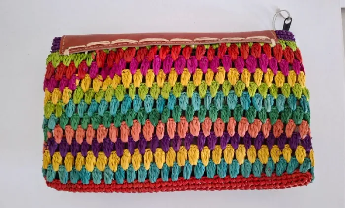 Pochette multicolore en raphia et cuir neuve - photo numéro 2