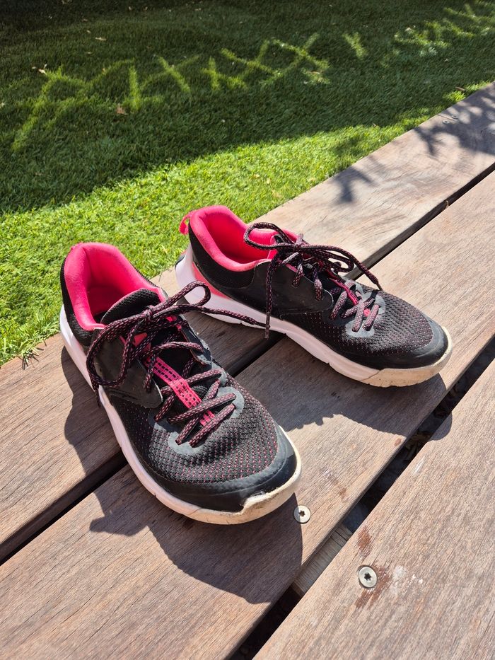 Baskets fille 36 Decathlon, TBE 👟
