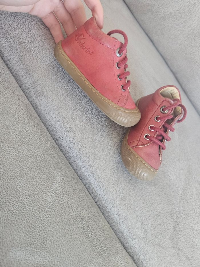 Chaussures bébé Naturino taille 19 - photo numéro 2