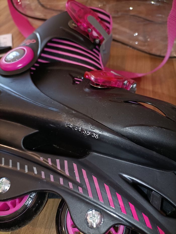 Roller noir et rose 33 à 36 cap loisirs + sacoche de rangement - photo numéro 6