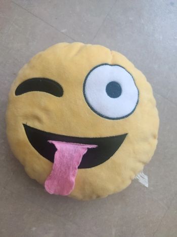 Peluche coussin smiley