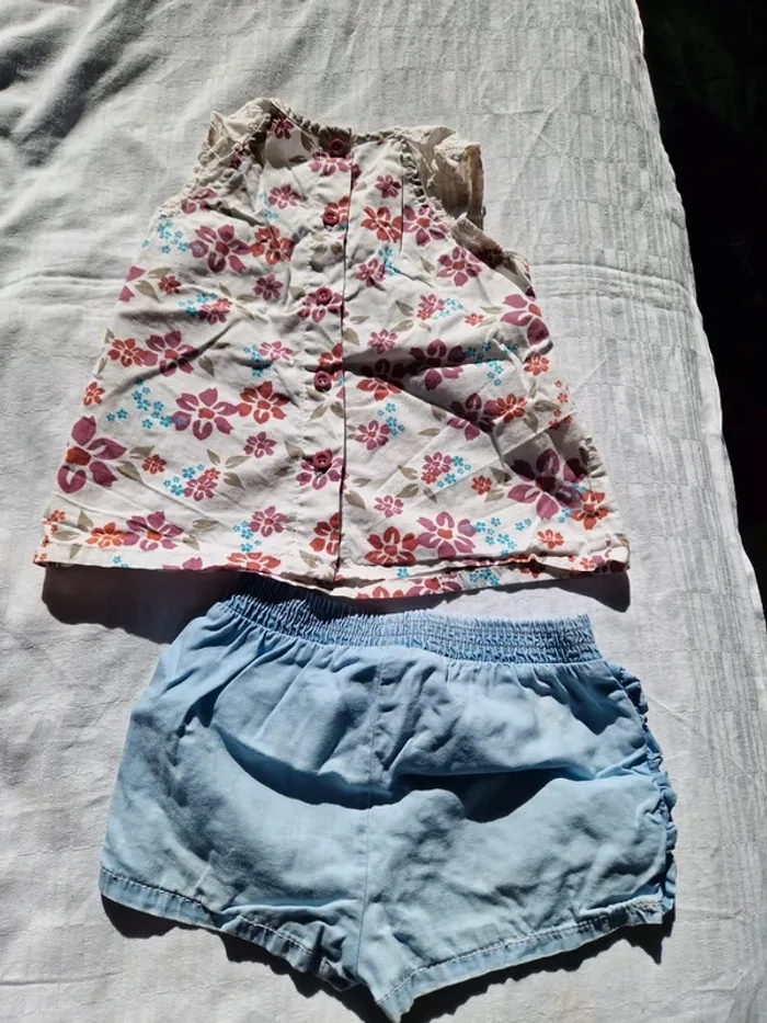 Lot vertbaudet été 2 ans - photo numéro 10