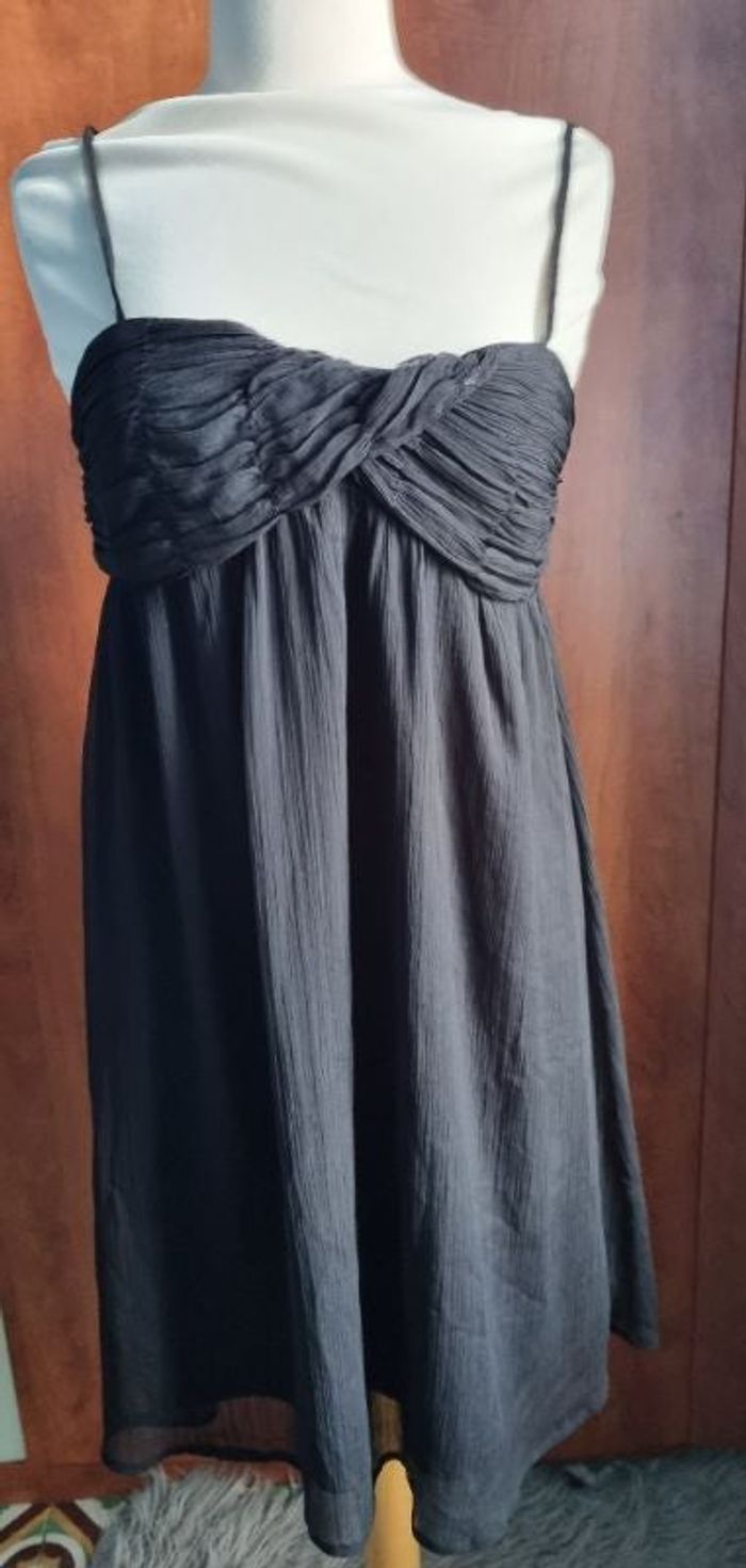Robe noir a bretelles taille 36