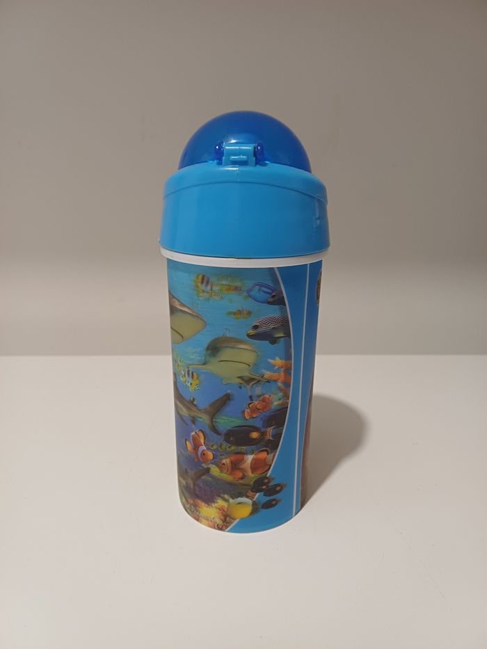 Gourde en plastique requin 3D - photo numéro 3