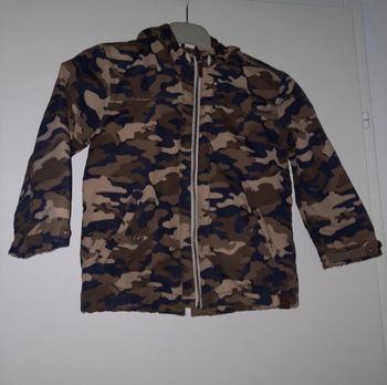 Veste genre militaire Zara taille 5/6 ans