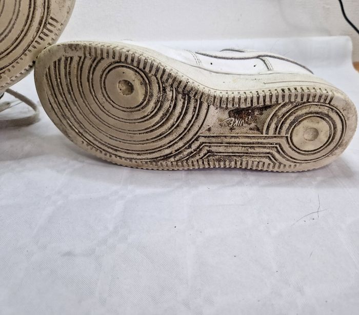 Nike , air force one  , femme  , taille 36  , blanche - photo numéro 5