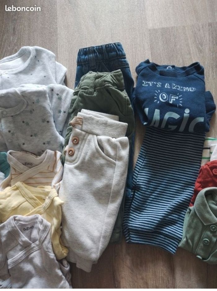 Lot de vêtements bébé garçon 1 mois - photo numéro 3