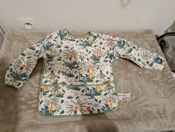 Bavoir manche longue