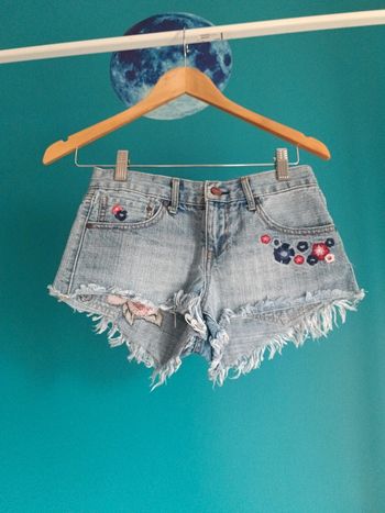 Short jeans