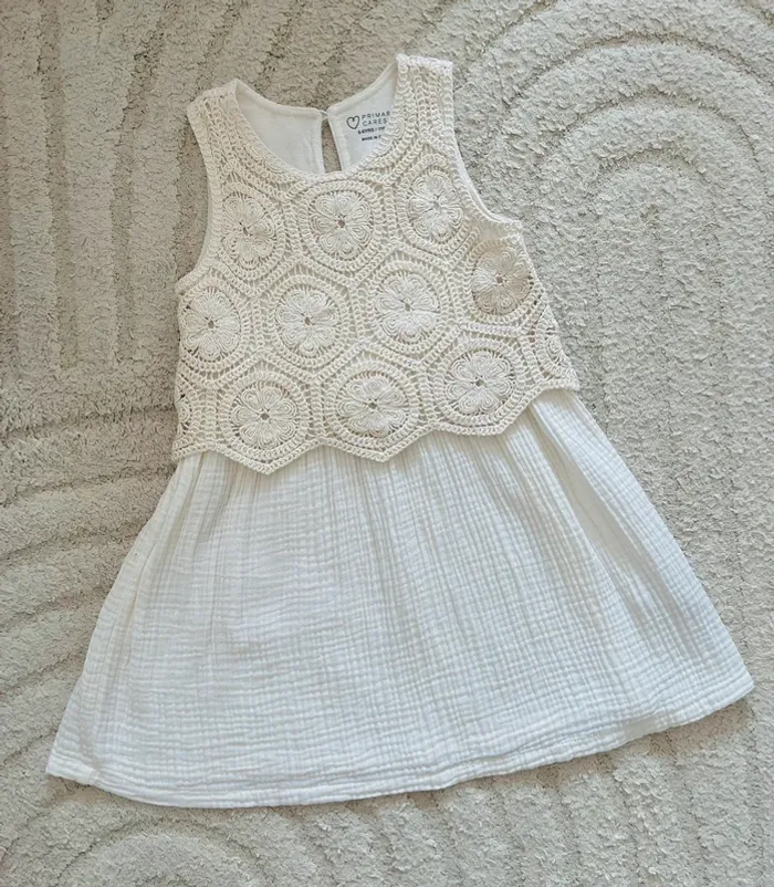 Robe primark 5-6 ans
