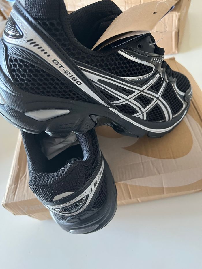 ASICS gt-2160 Noir et argenté size 40,5