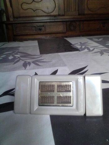 Flacon en porcelaine collection avon