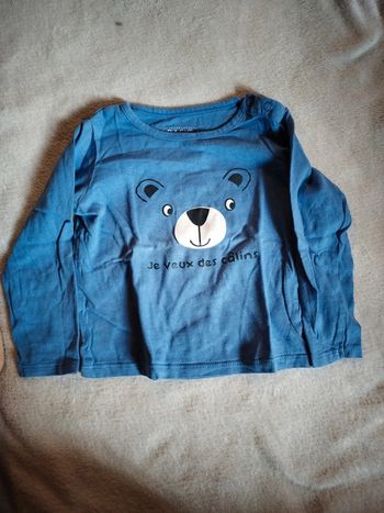 Tee-shirt bleu manches longues taille 2 ans