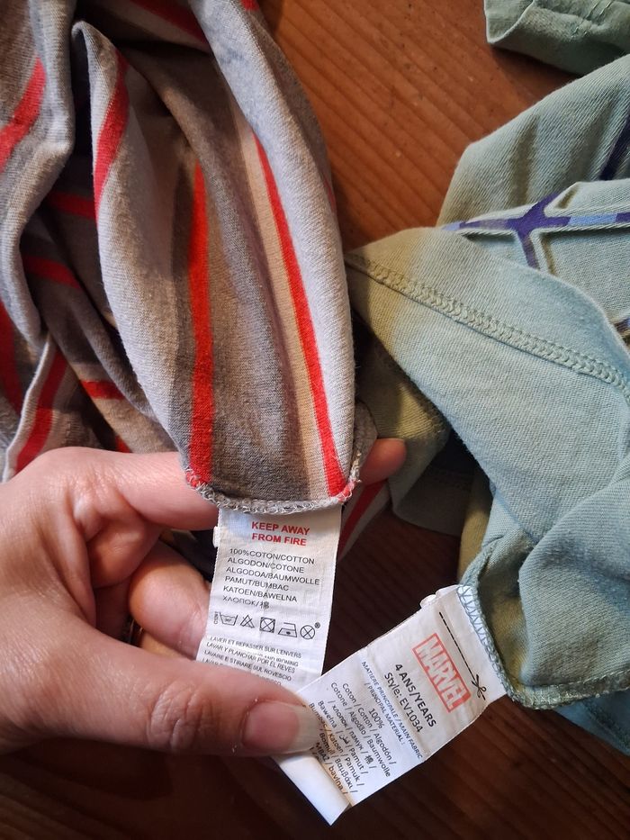 T.shirt garçon - 4 ans - Spiderman - photo numéro 3