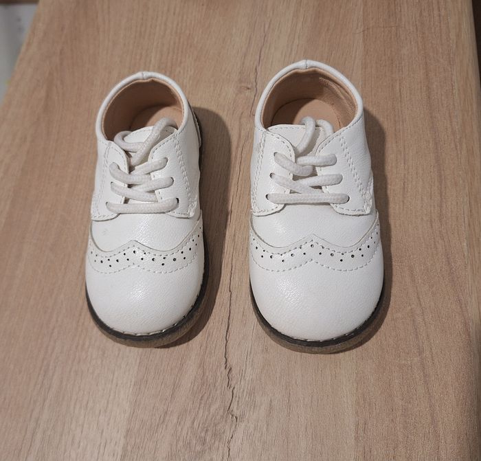 Chaussures Taille 23 - photo numéro 2