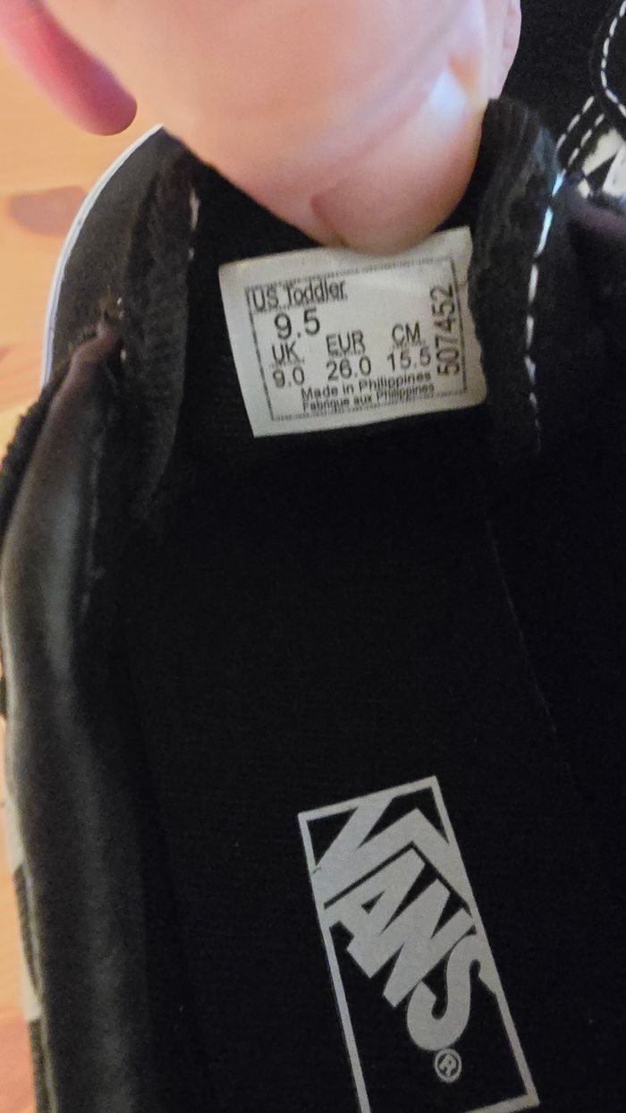 NEUVES 🎉 (non portées)🏷🤩😍⚘️superbes baskets VANS mixtes Pointure 26 (lacets élastiques)😍🤩⚘️🏷👍 - photo numéro 5