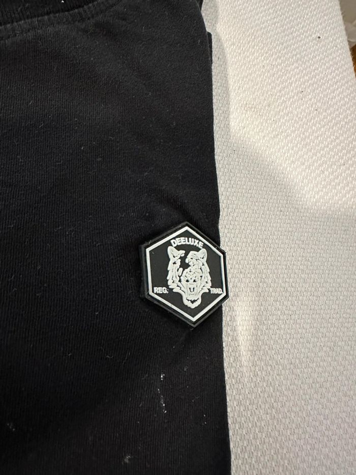 Magnifique teeshirt Deluxe 74 en 14 ans - photo numéro 6