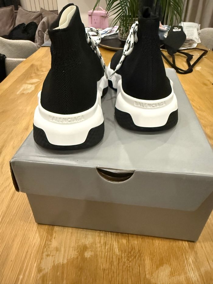 Speed traîner Balenciaga basket neuve taille 37 - photo numéro 2