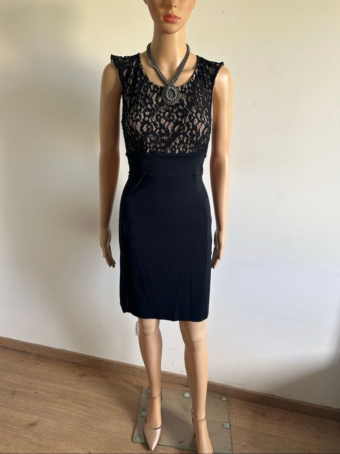Robe noire et beige avec dentelle Morgan taille 36 bon état - photo numéro 3