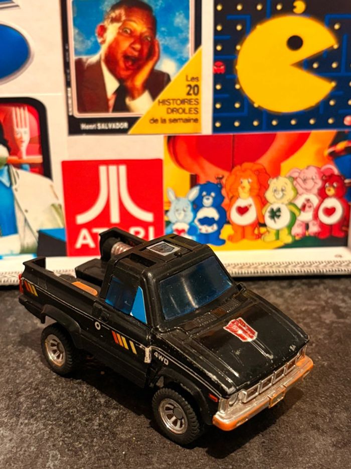 Transformers G1 trailbreaker