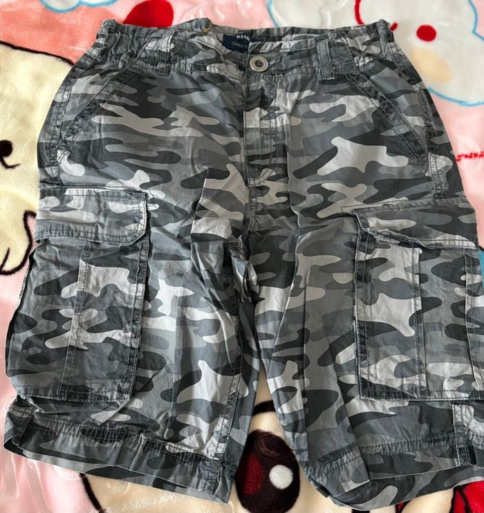 Short militaire