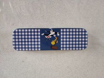 Trousse boîte métallique Looney Tunes