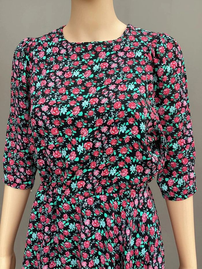 Robe fleurie Pimkie – Taille M – Excellent état - photo numéro 2