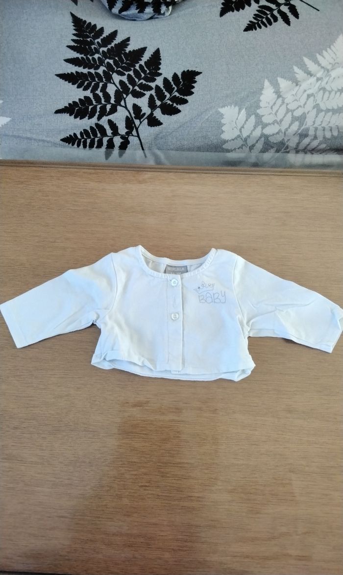 Robe  et son gilet  , blanc  , Wiplala  , 3M  62cm - photo numéro 5
