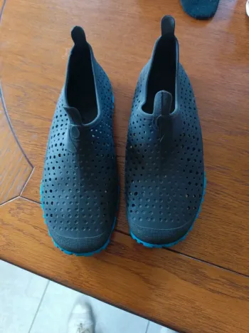 Chaussures aquatiques Decathlon 35